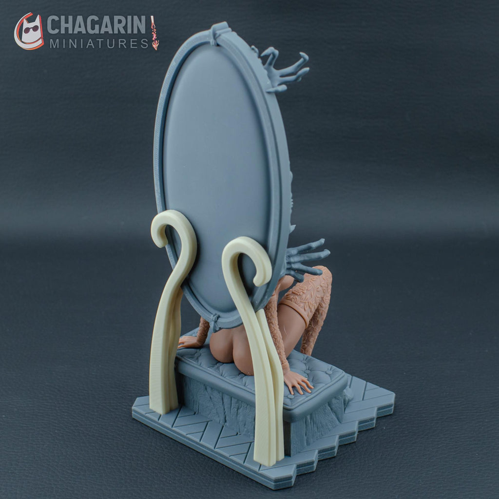 Abby and the Strange Mirror