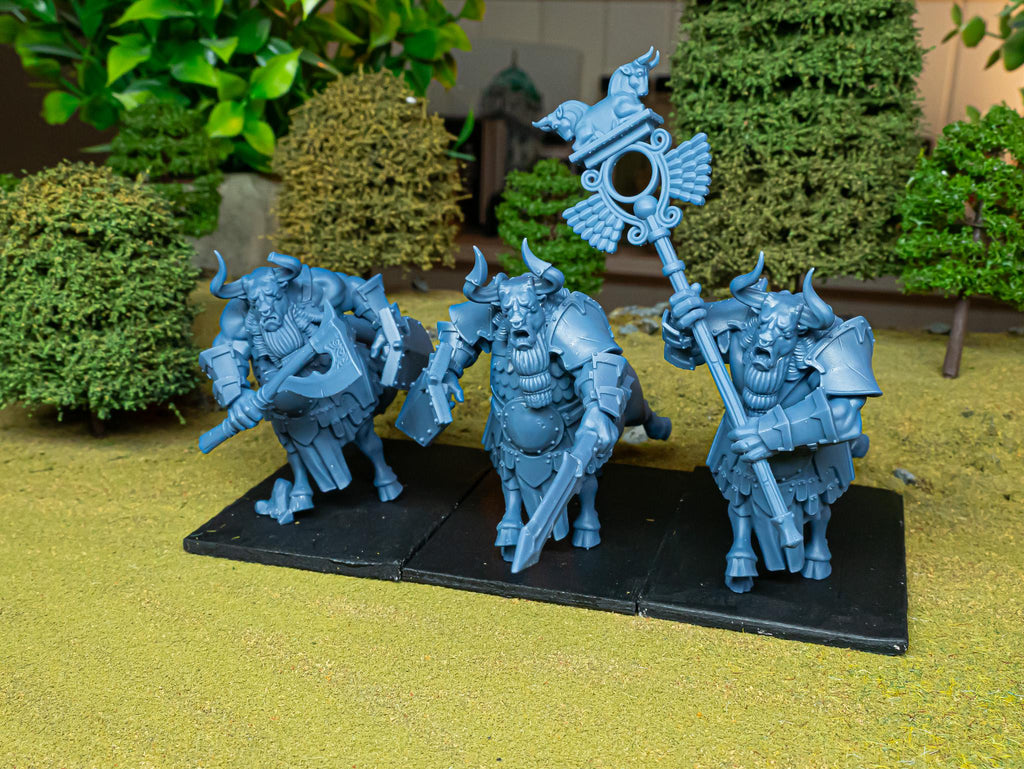 Marduk Minotaurs with One Handed Weapons